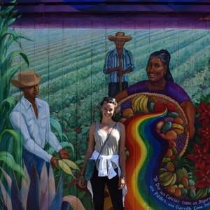 Meet your Posher, Maya